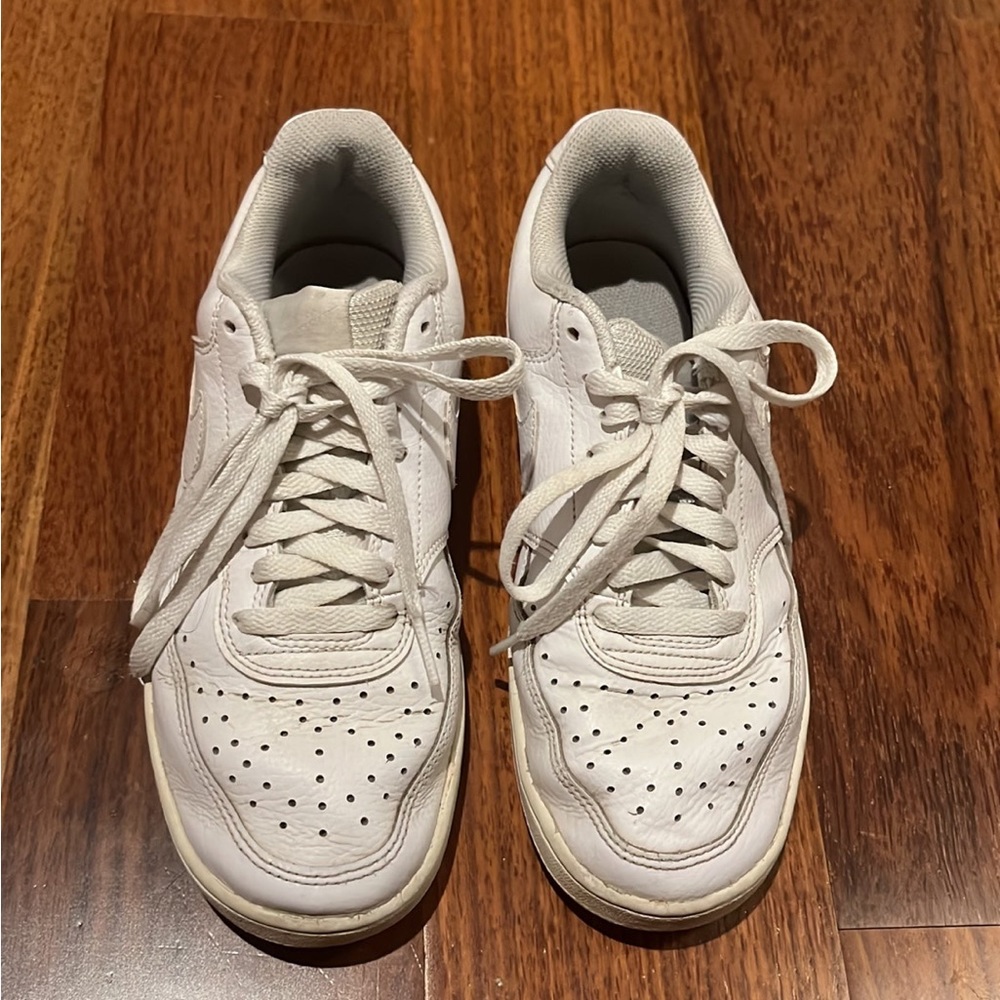 Nike shoes court vision low